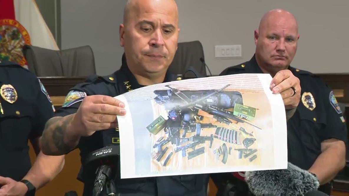 4 dead in Florida shooting that injured 2 officers